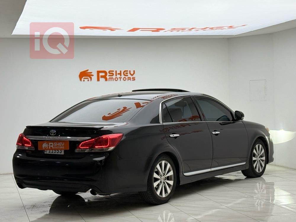 تويوتا أفالون